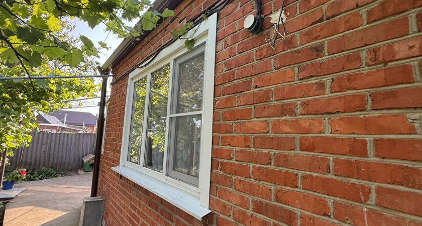 Бабушкин секрет от сквозняков: один хитрый лайфхак превращает дом в хвойный лес и экономит тысячи на отоплении