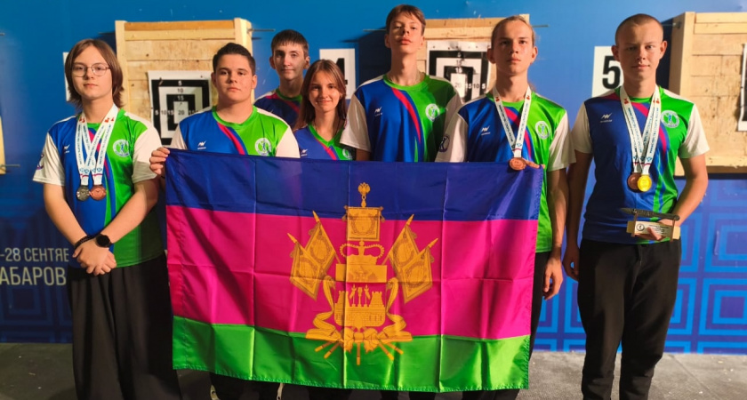 Новороссийские метатели ножа вошли в состав сборной России