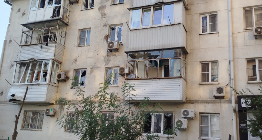 Власти сформировали восемь пакетов документов для выплат компенсаций горожанам, пострадавшим в ходе атаки на Новороссийск