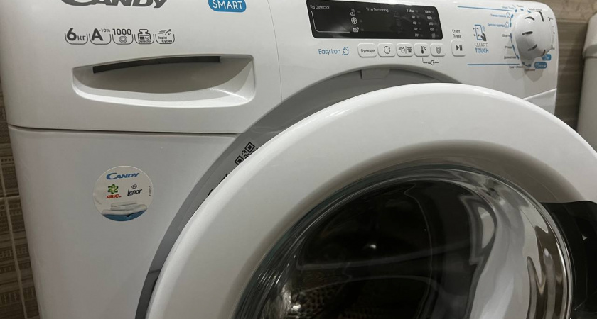 Перестала прыгать стиральная машина: нужна пустая бутылка из-под воды — действует даже на старых приборах