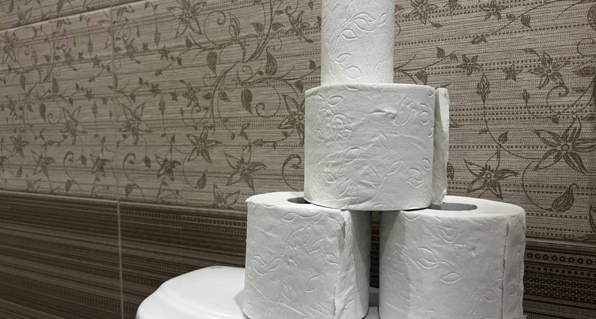 Просто нанёс жидкое мыло на туалетную бумагу и ахнул, насколько это просто: друзья сначала хохотали - потом сами начали просить