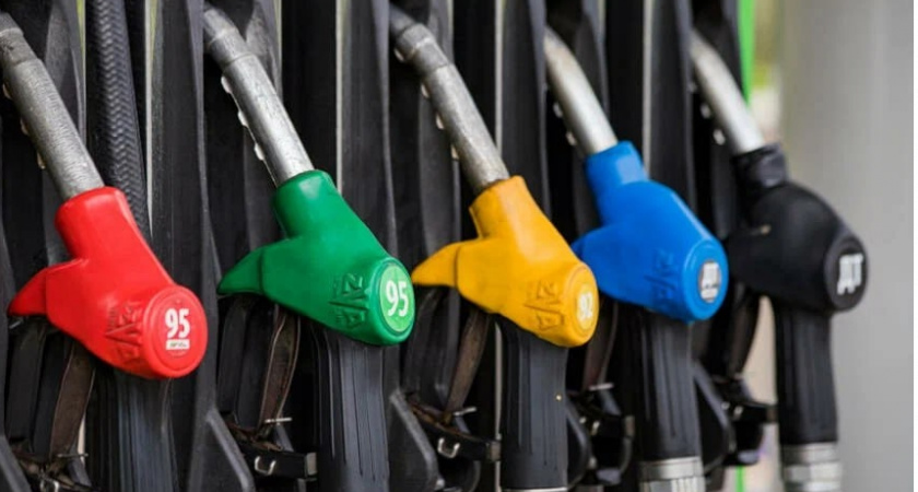Бензина хватит всем! Крупные АЗС Краснодарского края увеличили поставки топлива