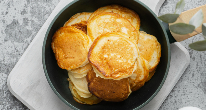 Пеку такие оладьи уже много лет: заменяет целый ужин — сметаются со стола моментально