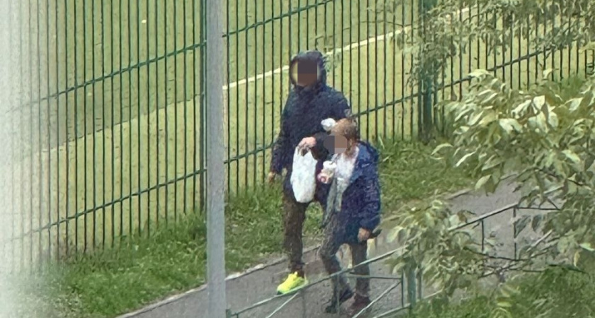 Взрыв петарды на футбольном поле напугал горожан: новороссийцы просят ввести штрафы за использование пиротехники