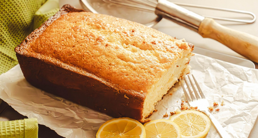 Пирог «12 ложек» на сковороде: пышный, лимонный, без миксера и духовки - вся семья в восторге