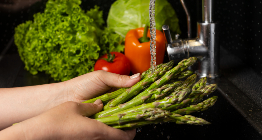 Запомните раз и навсегда: какие продукты точно нельзя мыть перед едой