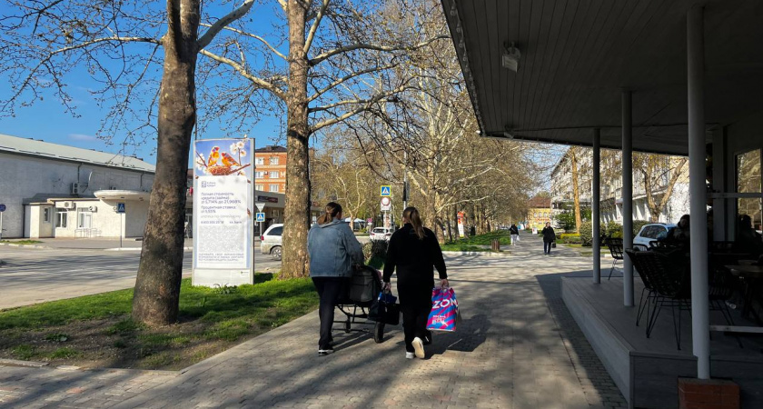 Головные уборы для женщин 50+: как правильно подчеркнуть элегантность, а не возраст