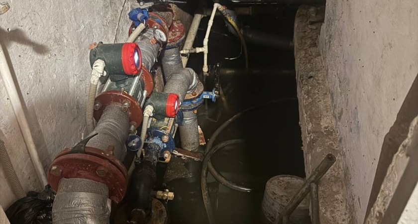 «Живем без тепла и с затопленным подвалом»: новороссийцы жалуются на бездействие управляющей компании 