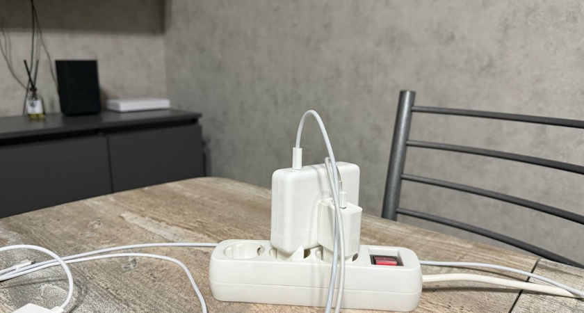 «Пожирают» четверть электричества в доме — эти 2 прибора срочно нужно выключать из розетки