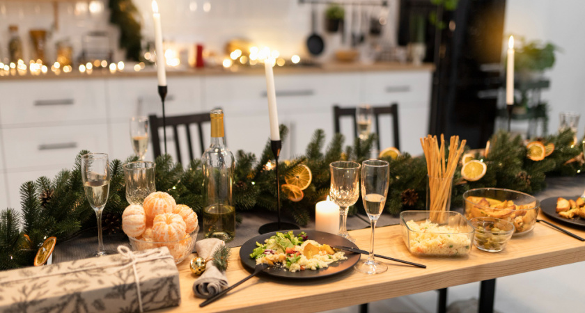 Сходила на юбилей: подарила 5000 руб, попила одной только воды и уехала домой — а хозяева были в восторге от своего торжества