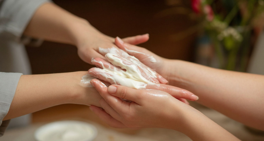 Советское средство для рук: как бабушкины рецепты могут вернуть нежность и молодость вашим рукам