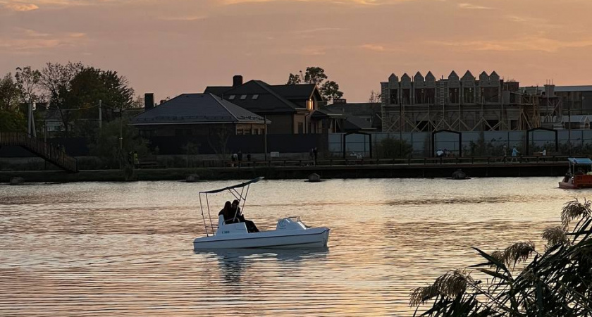 Ангел-Хранитель их слышит: астрологи раскрыли даты рождения тех, кто под надежной защитой