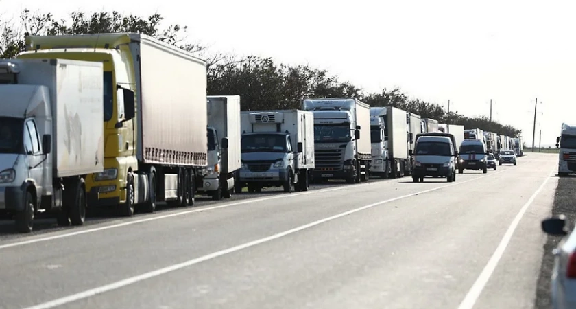 В Новороссийске разгрузили дороги: дневное движение фур сократили почти наполовину