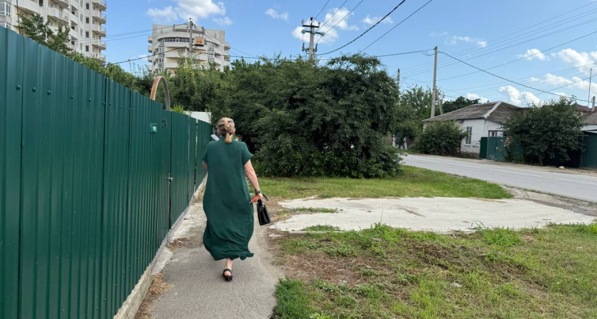 Всего 3 ложки в кефир и наношу на волосы — седина свалила после первого применения