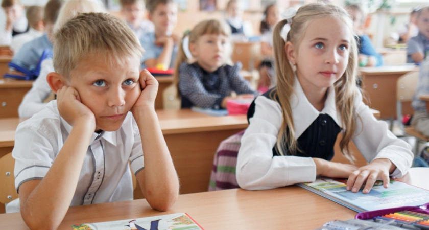 Школы и детские сады Новороссийска работают в штатном режиме: но детей туда вести пока не рекомендуют  