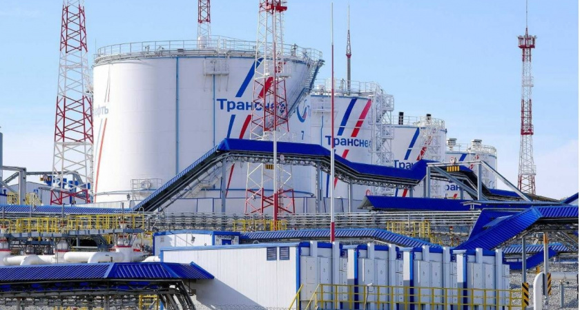 Возобновление работы нефтебазы в Новороссийске стабилизировало мировые цены на нефть 