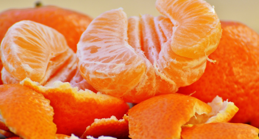В Европе мандариновые корки ценятся дороже самого фрукта, а мы выкидываем: здорово выручает в хозяйстве