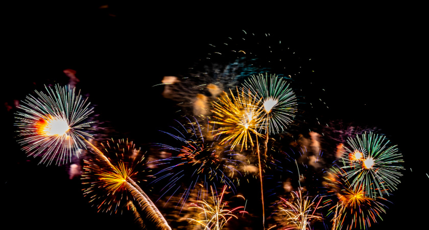 Без новогодних салютов: в Госдуме предлагают запретить фейерверки до конца СВО