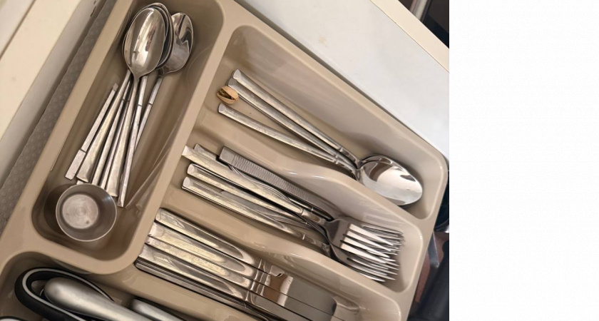 Кусок фольги и 2 ложки порошка — столовые приборы сверкают, как звезда на елке: посудомойка не нужна