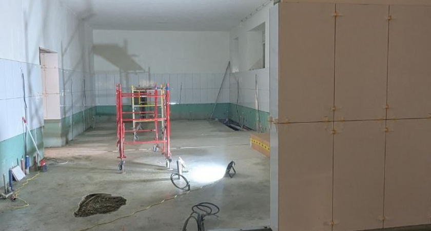 Новороссийцы боятся, что их дом может рухнуть, из-за перепланировки, которую затеял хозяин ресторана не первом этаже 