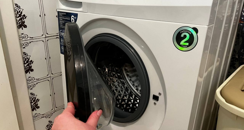 В лоток или сразу в барабан: куда правильно засыпать порошок при стирке — четкий ответ