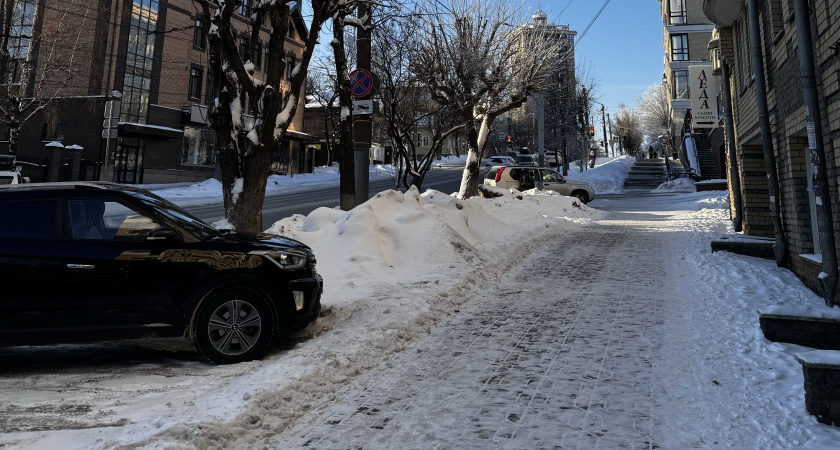 В мороз машину "убивают" 3 вещи: эксперт рассказал — из-за этих ошибок авто не переживет зиму