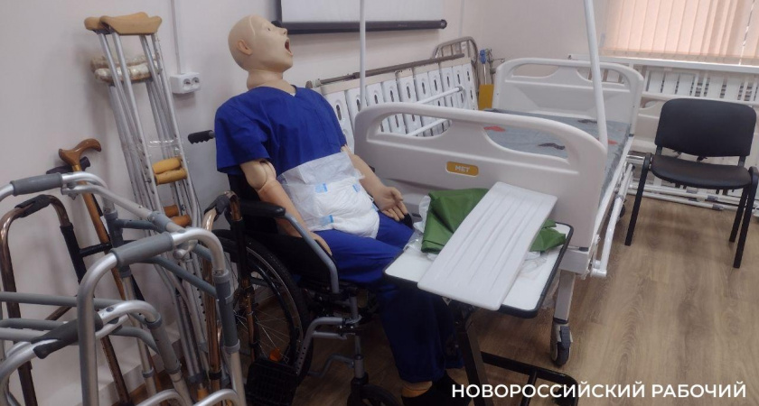 В Новороссийске открылась бесплатная школа по уходу за тяжелобольными людьми 