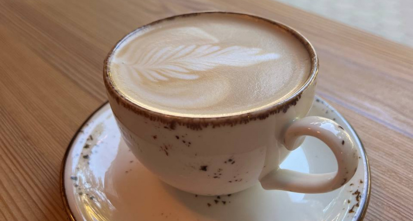 Готовлю этот согревающий кофе с какао за 5 минут — знакомый бариста подсказал рецепт: очень нежно и сливочно 