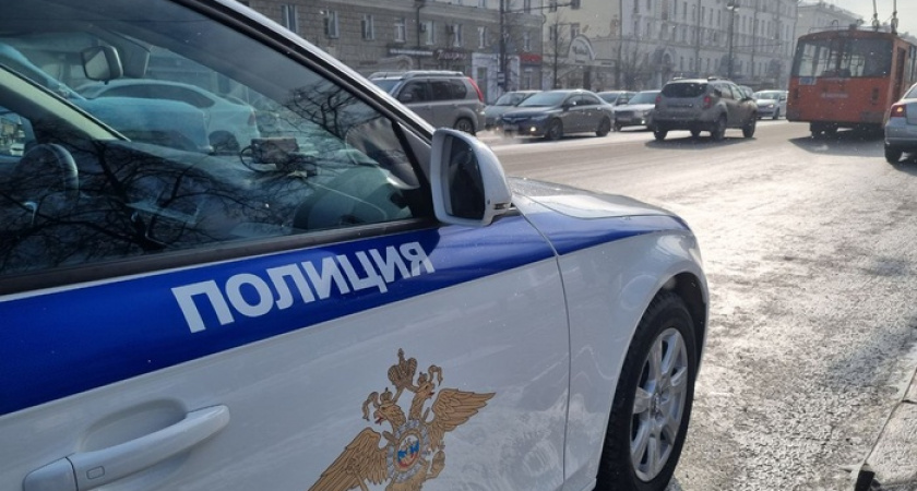 Почему инспекторы ДПС при проверке на дороге начали требовать смартфон – вот как на это правильно ответить