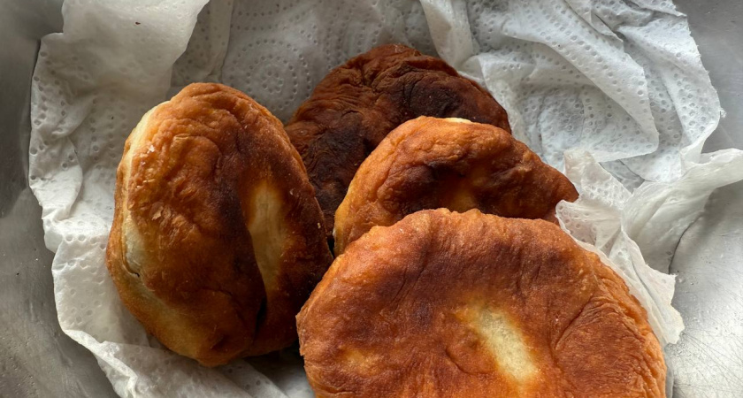 Эти вкусные пирожки намного сытнее беляшей и чебуреков - секрет кроется в мягком тесте
