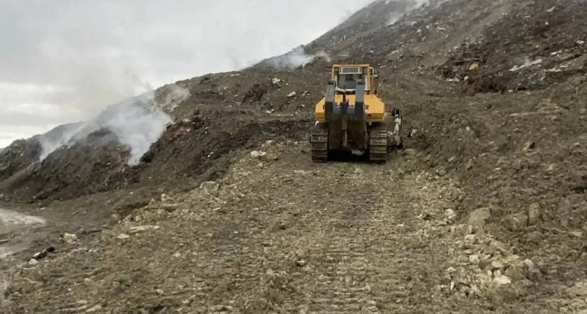 Андрей Кравченко: воспламенения на полигоне могут продолжаться еще 2-3 месяца – пока не будет проведена дегазация