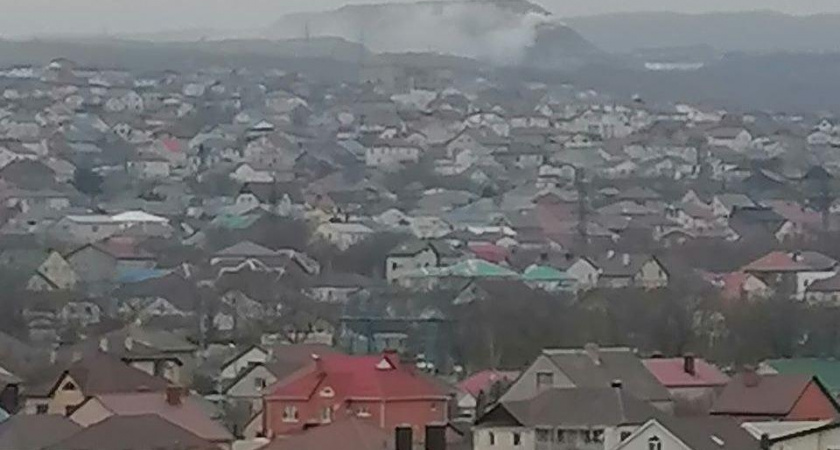 Мусорный полигон на горе Щелба в Новороссийске продолжает дымить 