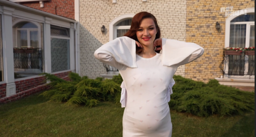 «Бюджет – ноль рублей!»: беременная жительница Новороссийска приняла участие в шоу «Четыре свадьбы» на телеканале «Пятница»