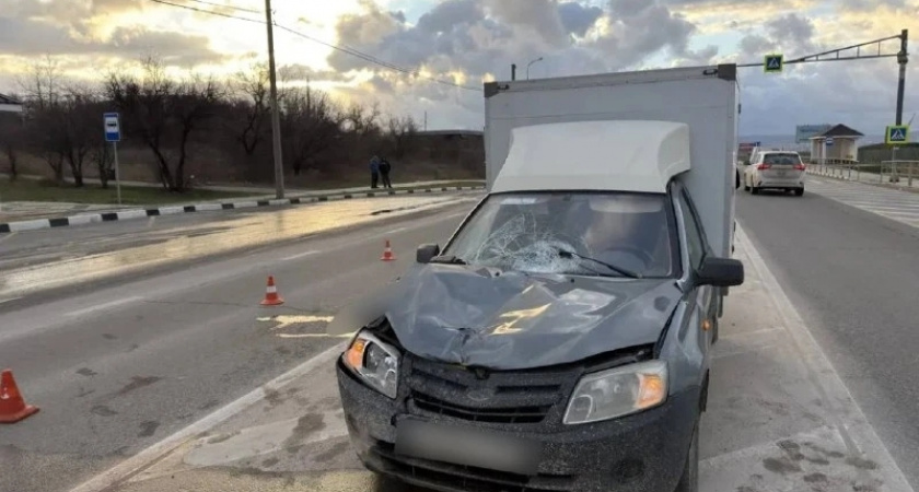 На трассе «Новороссийск-Керчь» «Лада» насмерть сбила женщину на «зебре»