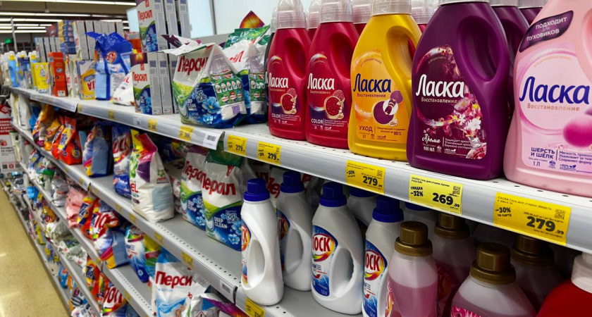 Бюджетно и эффективно: Роскачество выбрало лучшие порошки для цветного белья