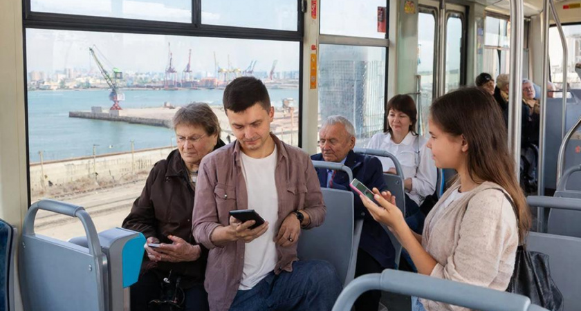 Сбер запустил оплату проезда в автобусах Новороссийска по геопозиции  