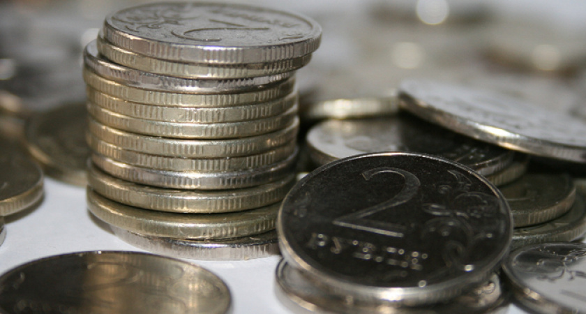 Пенсии решено повысить всем на 30% в том числе и работающим