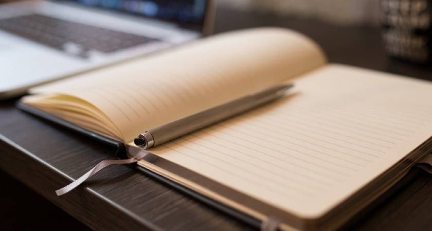 Такое поведение на работе выдает низкий интеллект: три привычки посредственного сотрудника