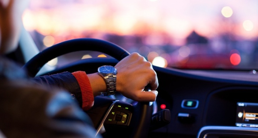 Начнут аннулировать права за вождение в очках: водителей ждет новый сюрприз с 22 февраля