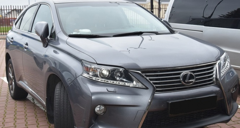 В Новороссийске конфисковали два «Лексуса» и один «Мерседес» в пользу государства 