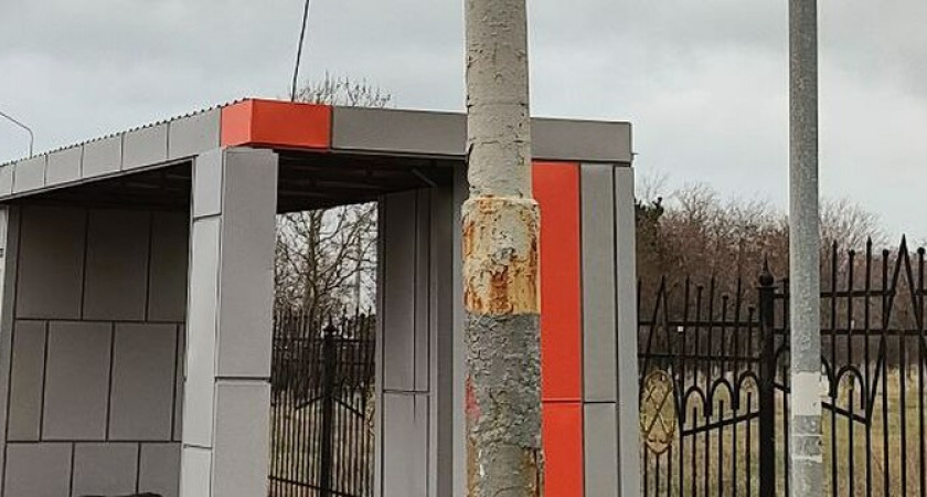 «Сквозь нее небо видно!»: новороссийцы просят заменить аварийные опоры на конечке общественного транспорта «Малая земля»