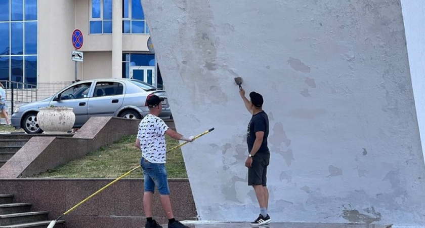 В Новороссийске «подшаманили» памятник «Торпедный катер» ко дню Военно-морского флота