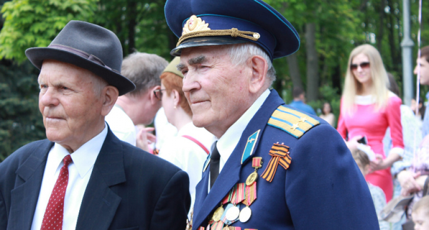 Подарок к празднику. Пенсионерам объявили о пенсионных доплатах к майским праздникам