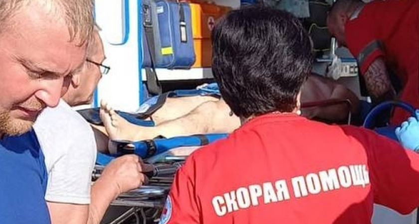 В Новороссийске на Суджукской косе чуть не утонул мужчина