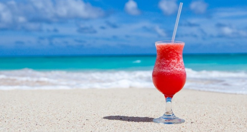 Идти в отпуск невыгодно. Работающим россиянам объявили о выплатах и отдыхе в мае