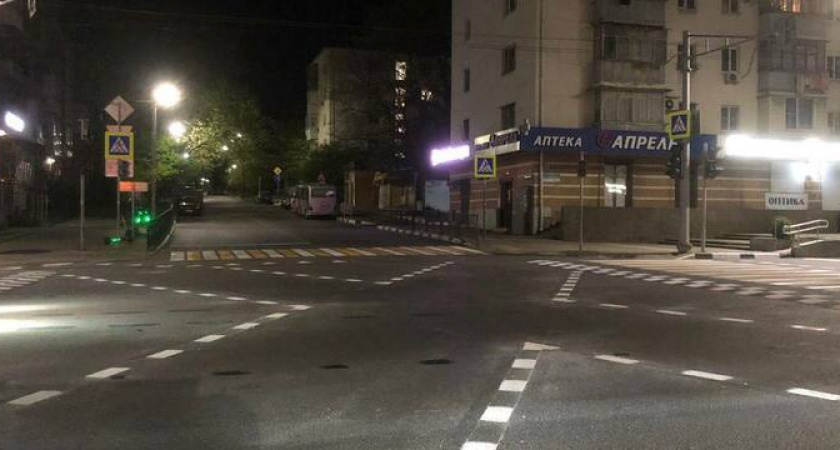 Нововведения на дорогах Новороссийска: в городе появился первый диагональный пешеходный переход