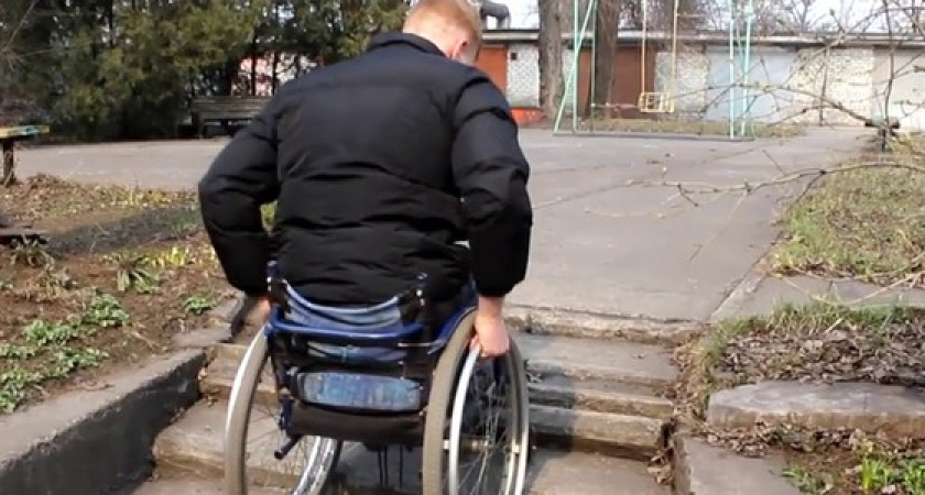 Доступная среда в действии: в Новороссийске из 370 социально важных объектов для инвалидов доступны лишь 120