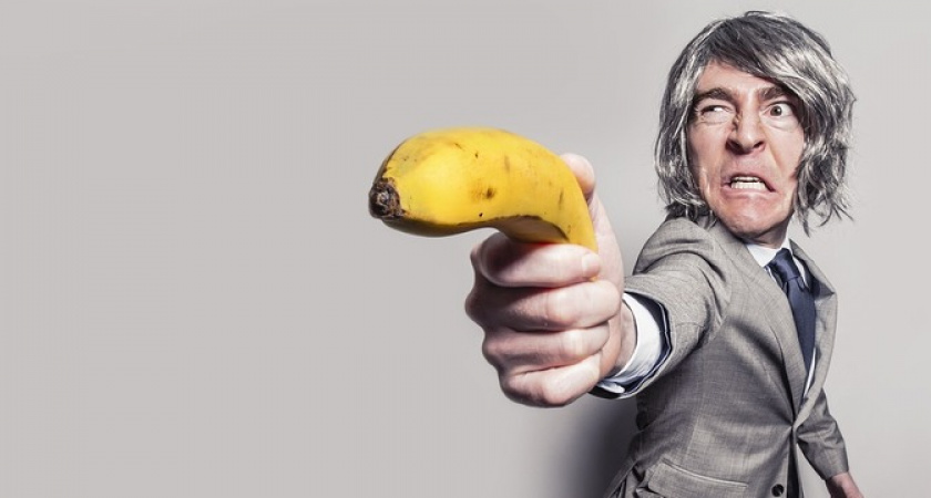 В старости их терпеть невозможно: Глоба назвал самый вредный знак зодиака