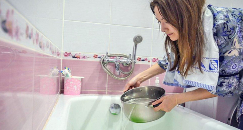 «Утро начинается не с кофе»: жители более ста многоэтажек Южного и Центрального районов Новороссийска остались без горячей воды