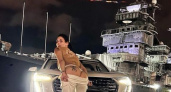 Пятая точка на фоне "Кутузова", тверк на переходе: в Новороссийске появилась эпатажная девушка-блогер